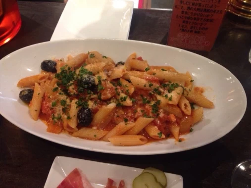 お酒にあう食事メニューが揃っています。
