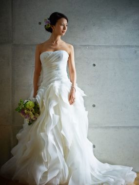 オシャレな花嫁に人気のVera Wangのドレス