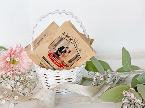 結婚式のプチギフトに ふたりらしさを演出できる オリジナルパッケージのコーヒードリップバッグ