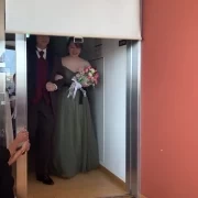 ゲストと近く楽しい結婚式