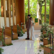 感動の結婚式: 自然豊かな特別な演出