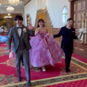 ドレスチェンジして再入場前!緊張してるけどみんなに褒めてもらえて嬉しかった!!