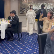 華やかなふたりの入場シーン