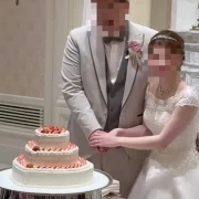 幸せ広がるウェディングケーキ入刀