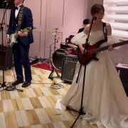 心躍る！結婚式で感動のバンド演奏