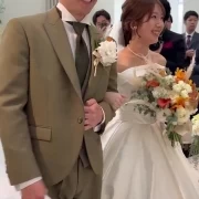 最高の瞬間、笑顔あふれる挙式