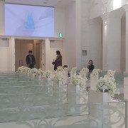 挙式が始まっても夢見心地で現実味がありませんでした
進行していく中で結婚式してるんだなぁと認識していきました