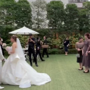 プロポーズ大作戦
参列者の中にもうすぐ結婚！のカップルがいたので彼氏に相談して彼女には内緒でプロポーズしてもらいました❤︎
仕掛けた私の方が号泣