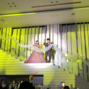 大盛り上がりのダンス！