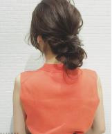 誰でも似合うアップアレンジヘア 結婚式 二次会 のお呼ばれパーティ髪型 一番かわいい流行ヘアスタイル アレンジが見つかる ウエディングパーク
