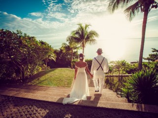 諦めるのはまだ早い!憧れのハワイ結婚式を格安プランで実現できる素敵なチャペル5選♡