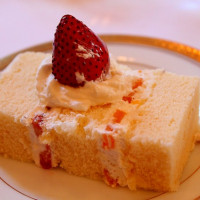 【デザート】ウエディングケーキ（カット）