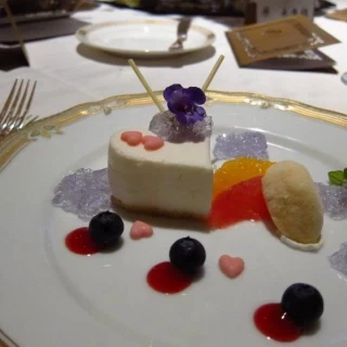 さっぱりゼリー付きのデザート