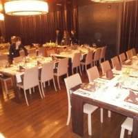 披露宴会場です。レストランなのですが、けっこう広いです。