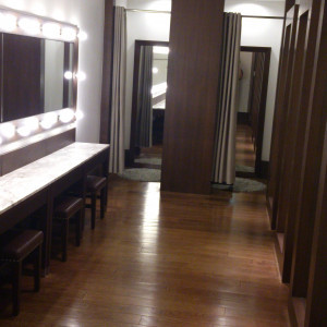 女性更衣室は2部屋+大きな部屋が1室あります。|276731さんの堂島ホテルの写真(37364)