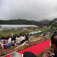 屋外の挙式会場
