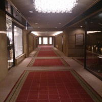 格式高い廊下