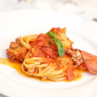 活オマール海老のパスタ