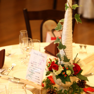 卓上の装花。クリスマスイメージです。|322946さんのホテルスプリングス幕張の写真(14455)