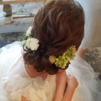 新婦さんヘアとても似合ってます！