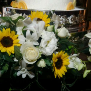 ウェディングケーキの装花|328055さんのANAクラウンプラザホテル金沢の写真(261629)