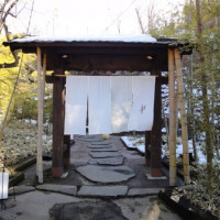 旅館のような門構え