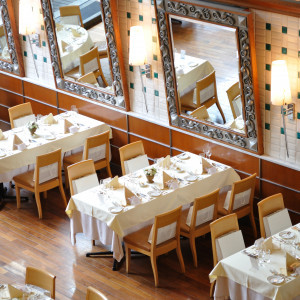 明るい雰囲気のレストラン式場です。テラスあり。|336492さんのIL FILO（イル フィーロ）の写真(15922)