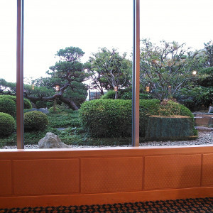 披露宴会場から見えるガーデン|337624さんの帝国ホテル 大阪の写真(28709)