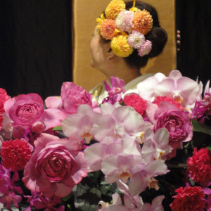 すべて生花で新婦の髪飾りもコーディネートされてました|341732さんのホテルオークラ福岡の写真(22828)