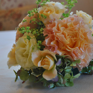 テーブル上の飾りのお花。最後は家に持って帰れました。|342109さんの伊豆高原ミッシェルガーデンコートの写真(24022)