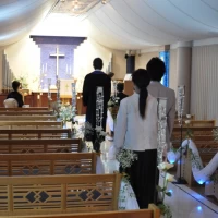 神父様、新郎、聖歌隊の方