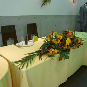 新郎新婦席の装花|342138さんのCALM SIDE NARA(カームサイド奈良)の写真(81742)