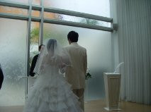 緊張気味|343343さんの小さな結婚式 神戸西宮店（サンパレス六甲）の写真(27155)