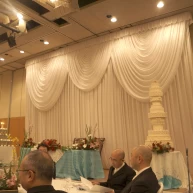 会場
