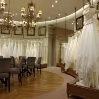 ドレスショップ店内