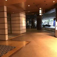 入口