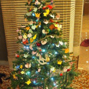 小さいクリスマスツリー　いろいろな種類のツリーがありました|357120さんの京王プラザホテル札幌の写真(62358)