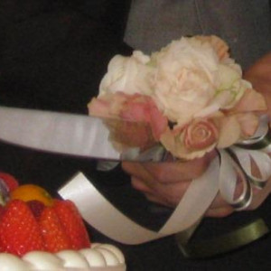 ケーキカットナイフの装花|357120さんのChez KOBE（シェ コーベ）の写真(128398)