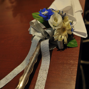 ブルーのドレスだったのでナイフにもブルーのお花|357156さんのメルキュールホテル札幌の写真(54082)