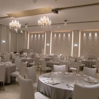純白の式場1