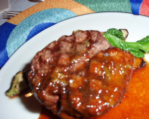 メインの肉料理|360374さんのシャロンゴスペルチャーチ前橋の写真(112324)