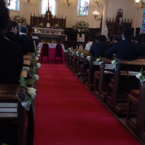 赤絨毯の長いバージンロードがよかったです！|360700さんの夙川カトリック教会の写真(103515)