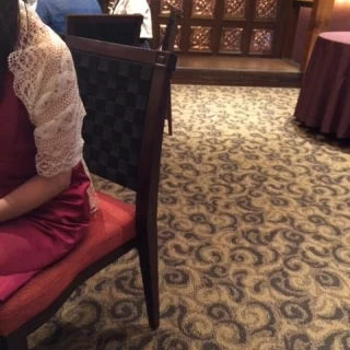 披露宴会場の床