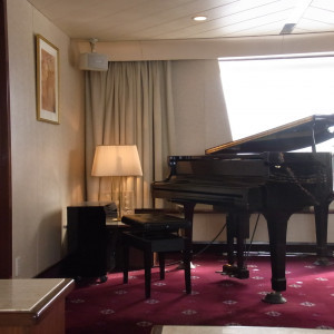 船内のピアノ|362085さんのザ・クルーズクラブ東京の写真(92097)
