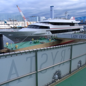 レディクリスタル号　このブリッジを渡って桟橋へ|362085さんのザ・クルーズクラブ東京の写真(91955)