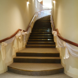 チャペルにつづく階段|363928さんのホテルクラウンパレス知立の写真(81229)