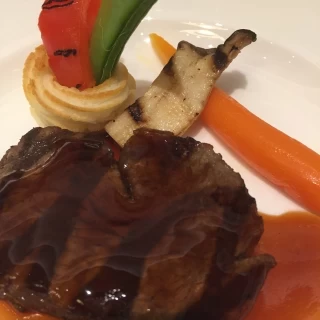 黒毛和牛ロースのグリル　わさびと共に