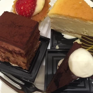 食べ過ぎ注意のデザート達