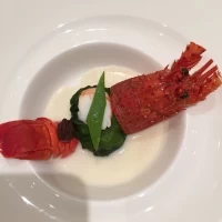 伊勢海老の新緑包み蒸し