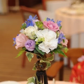 テーブルの花